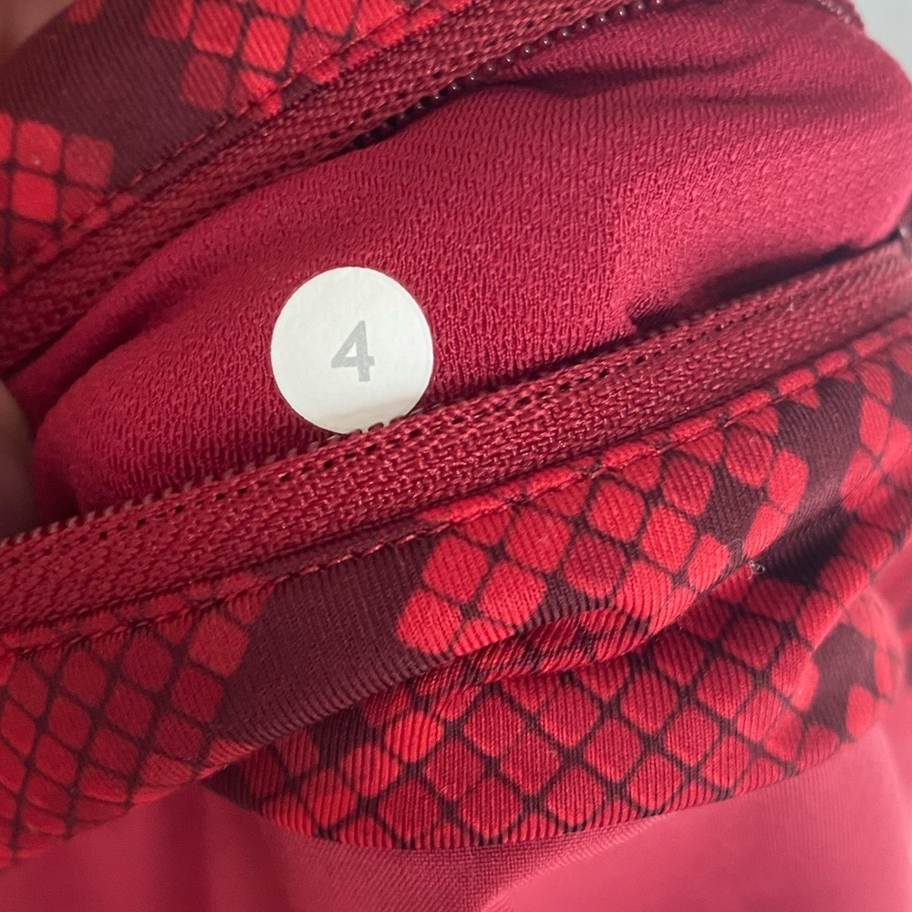 LULULEMON PACE RIVAL SKIRT RED - Picture 4 of 4